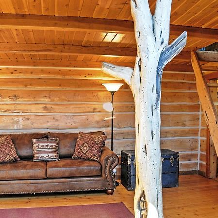 Remote Antimony Log Cabin With Green Meadow Views! Villa Екстериор снимка