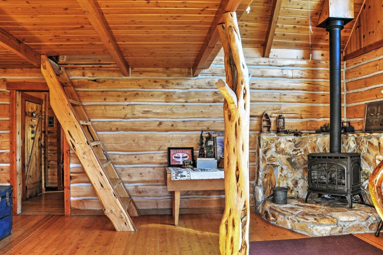 Remote Antimony Log Cabin With Green Meadow Views! Villa Екстериор снимка